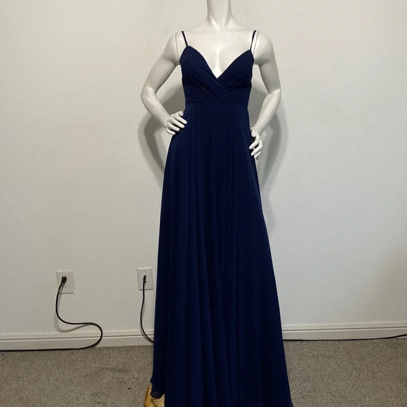 Brideside "NEW" Navy Blue Kat Sweetheart V-Neck Sleeveless Maxi Dress Size 0 - Picture 2 of 10